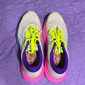 Asics Gel-Excite 7 size 7.5 women
